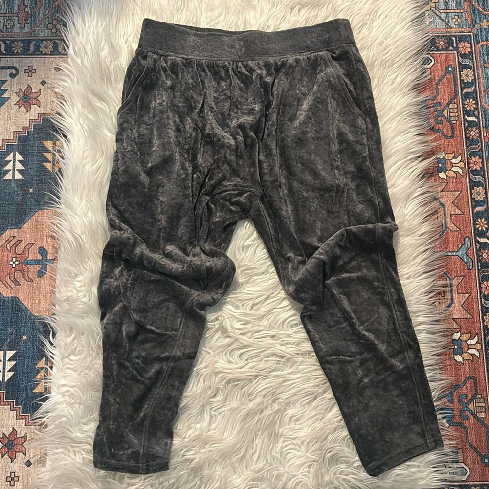 Crushed Velvet Sweatpant